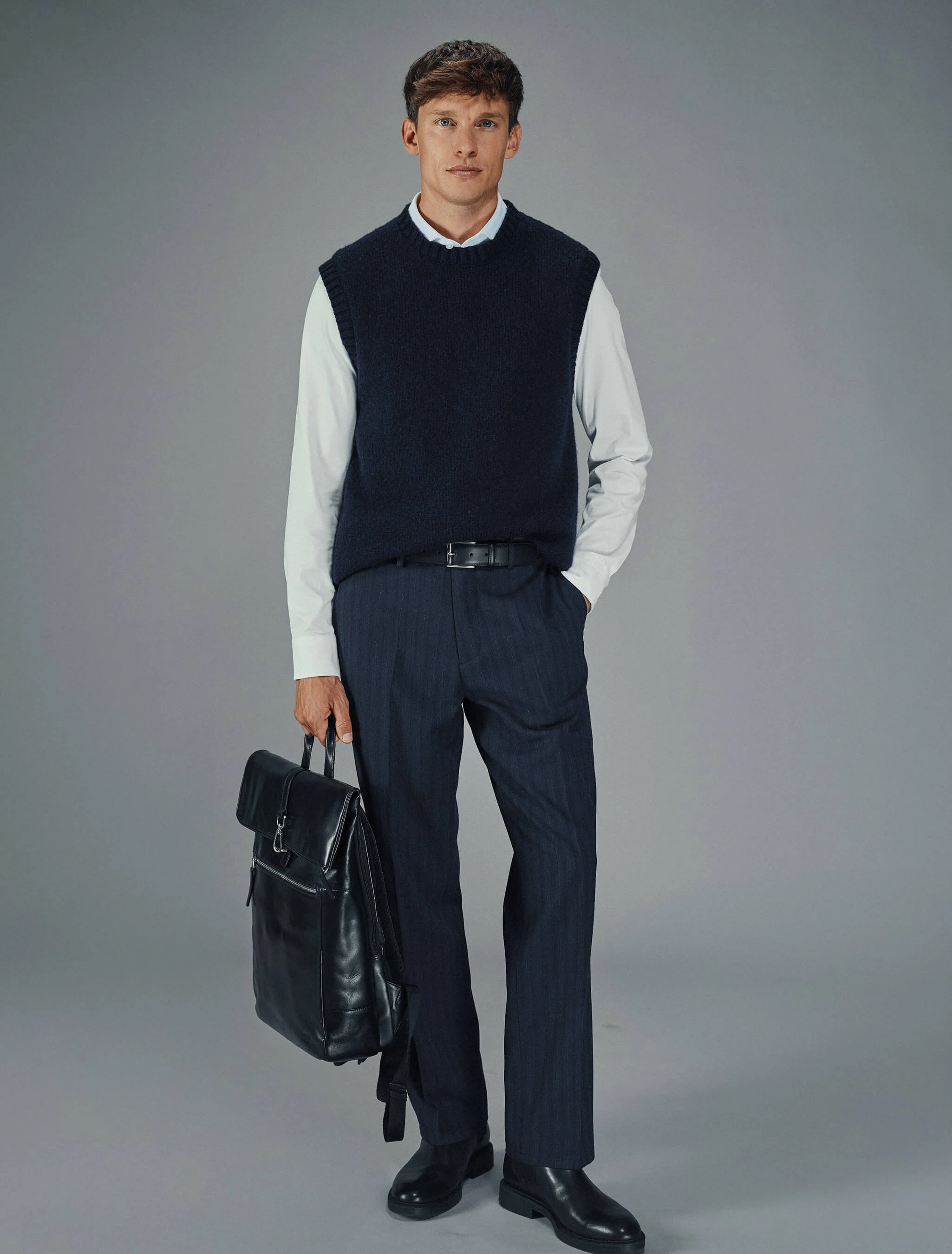 Chunky Soft Wool Knit Vest Dark Navy Melange - Image 2