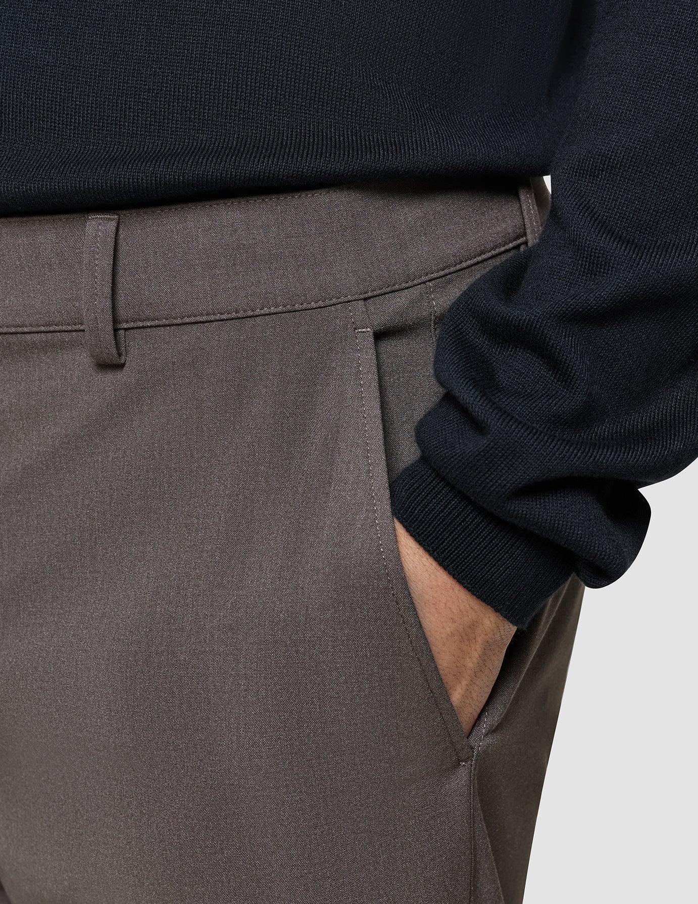 Ease Pants Relaxed Fit Mocha - Image 5
