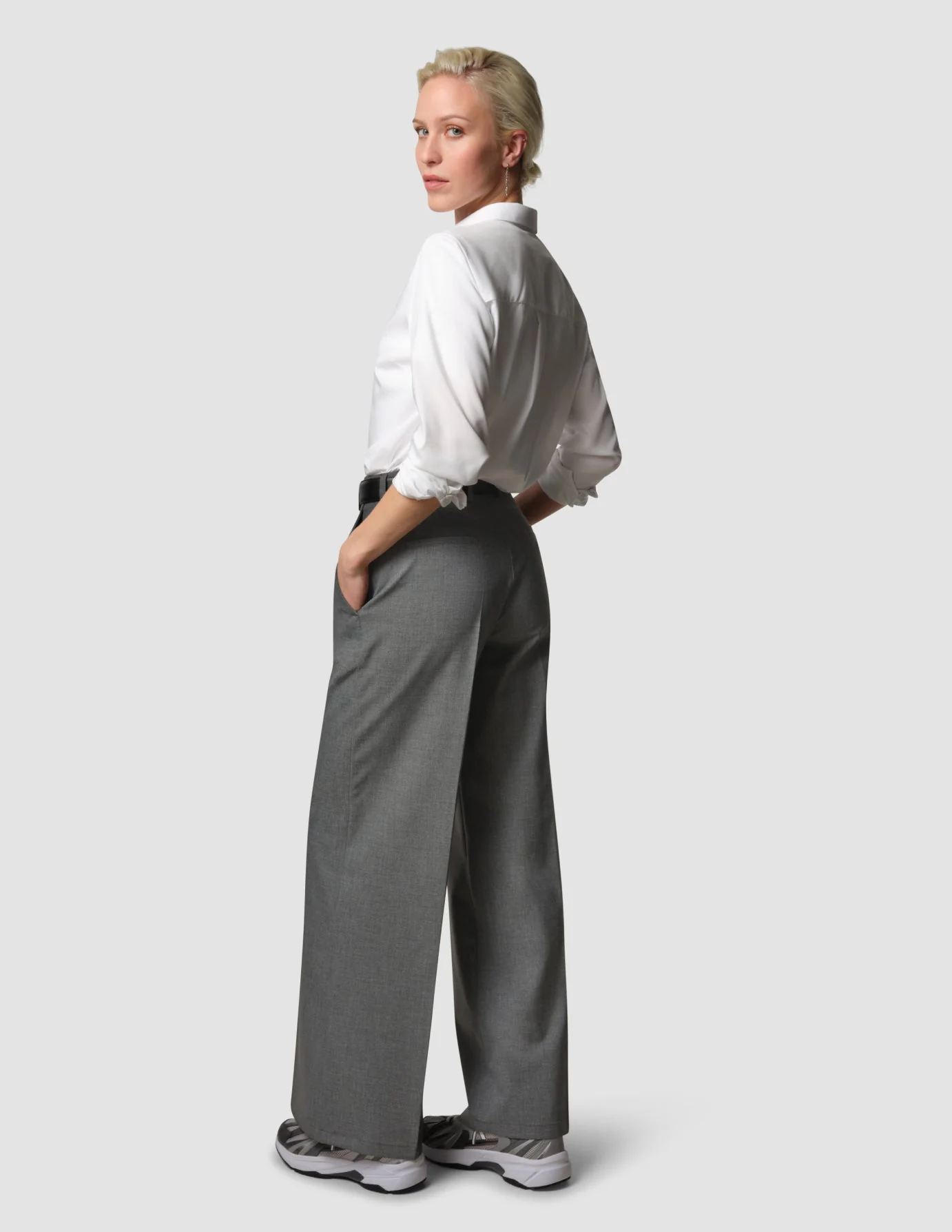 Effortlessly cool - Image 3