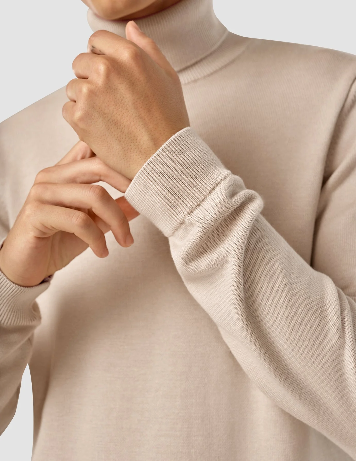 Everyday Knit Turtleneck Birchwood - Image 6