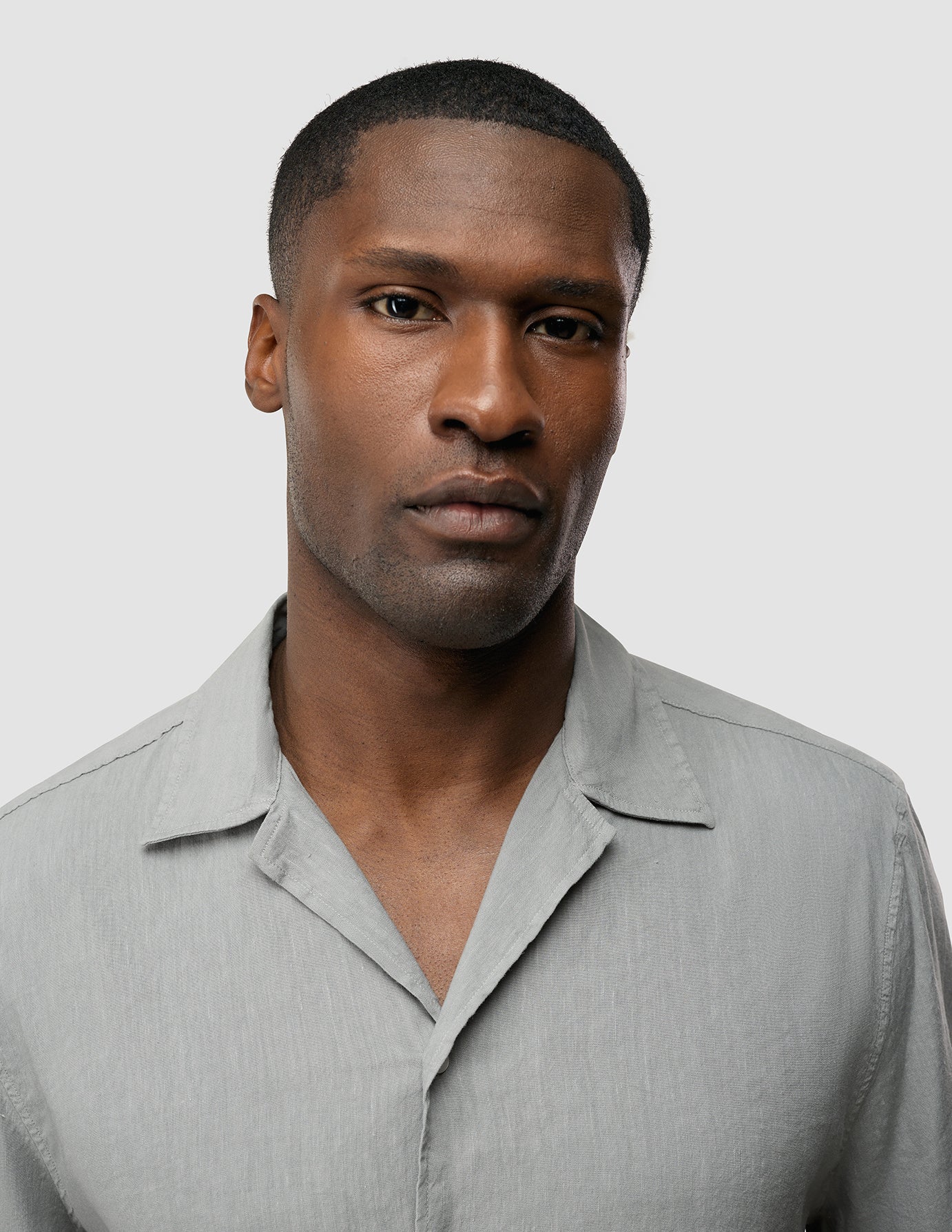 Refined Linen Bowling Short Sleeve Shirt Stone Grey - Image 5