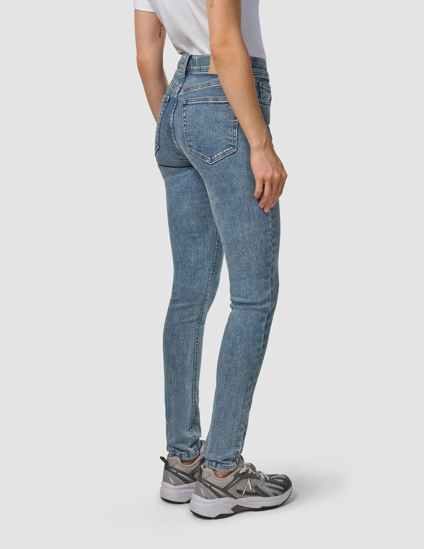 Sculpt Jeans Slim Snow Blue Wash - Image 4