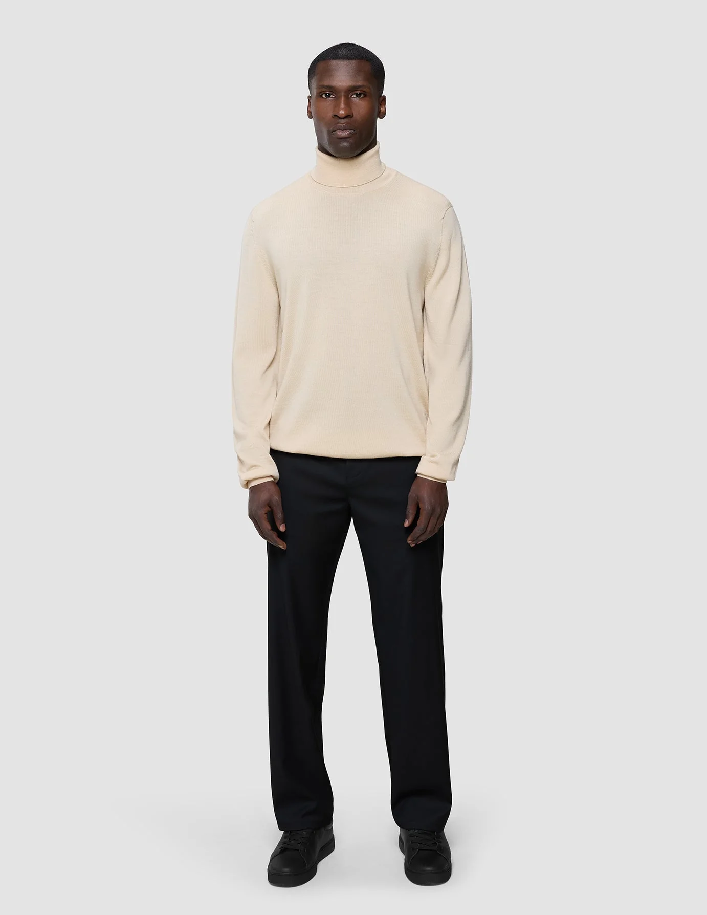 Seamless Premium Merino Knit Turtleneck Birchwood - Image 4