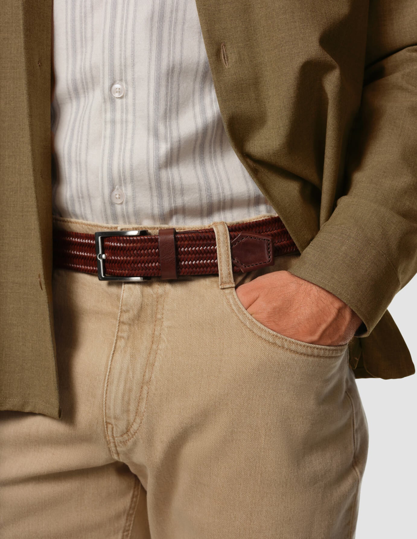 Timeless Layers, Modern Features - Image 3