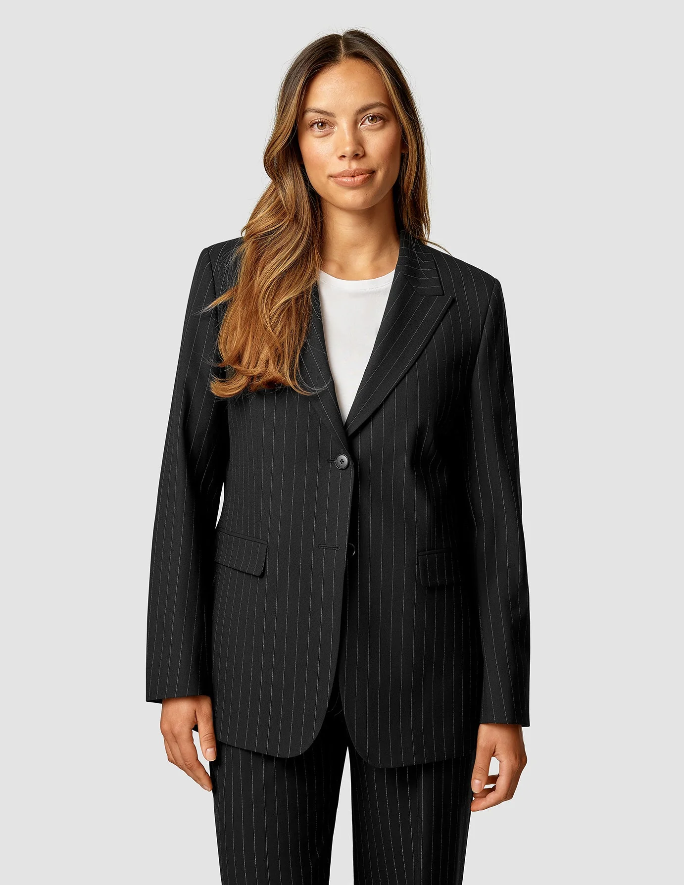 Essential Blazer Black Silver Pinstripe - Image 4